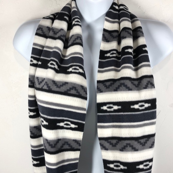 Old Navy fleece blue and gray infinity scarf - Picture 2 of 6